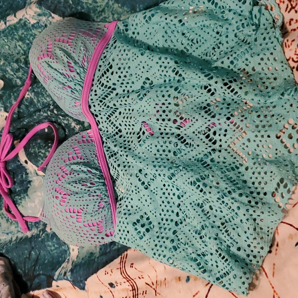 Bathing suit
